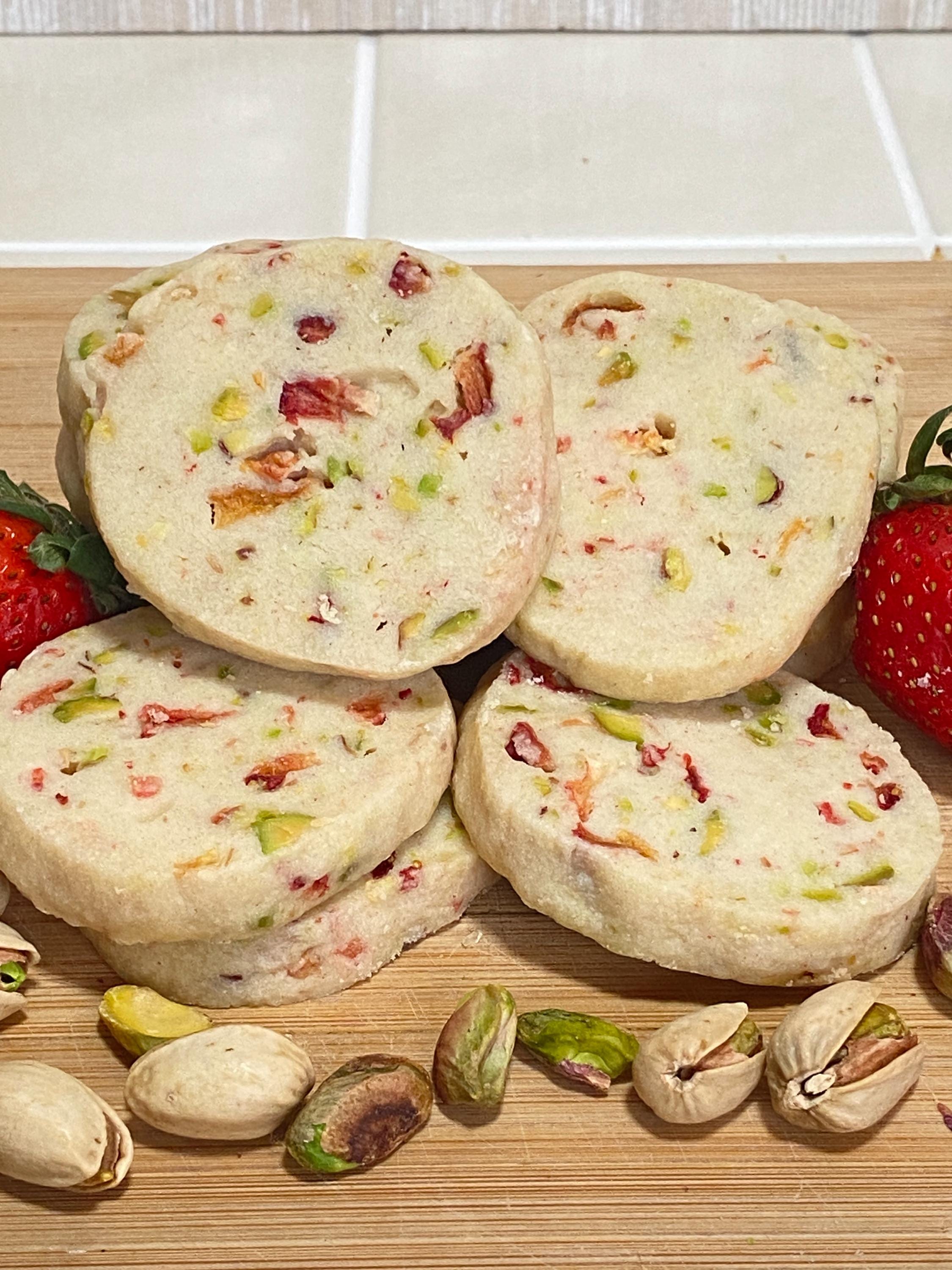 Handcrafted Strawberry Pistachio Shortbread Cookies – Gift-Ready Pack