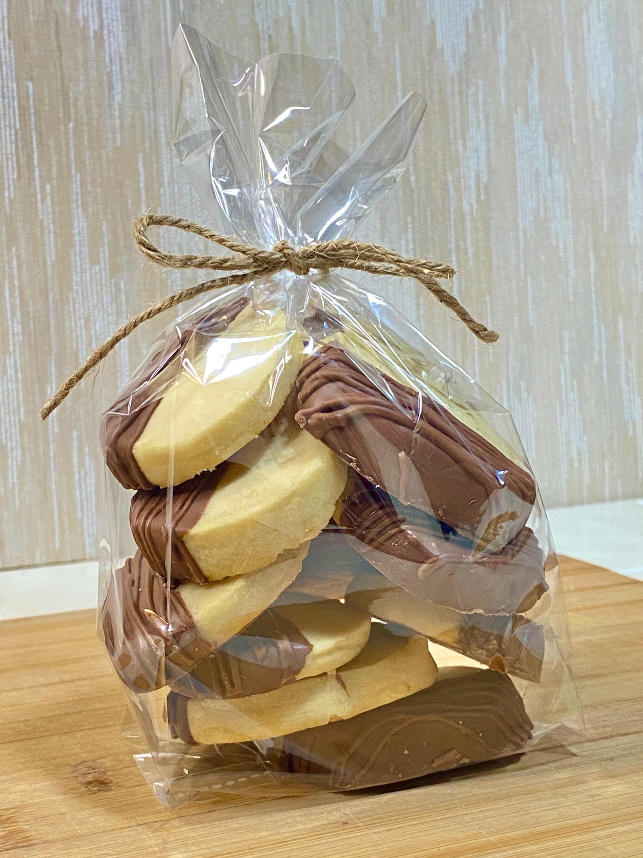 Handcrafted Chocolate Dipped Shortbread Cookies – Gift-Ready Pack